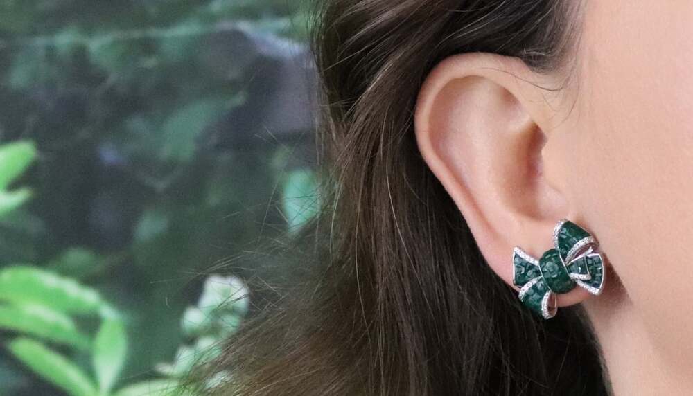 Sterling Silver Green & White Cubic Zirconia Bow Earrings 5/8" x 7/8" inch - Picture 4 of 8
